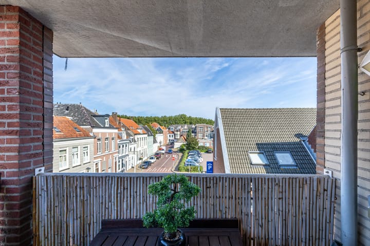 Foto 10 van Kazerneplein 7