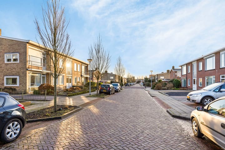 Foto 5 van Abel Tasmanstraat 82