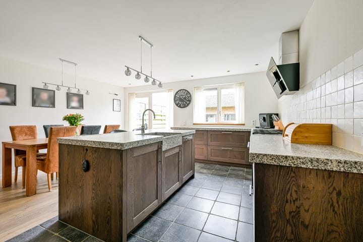 Foto 13 van Slikkerdijk 105