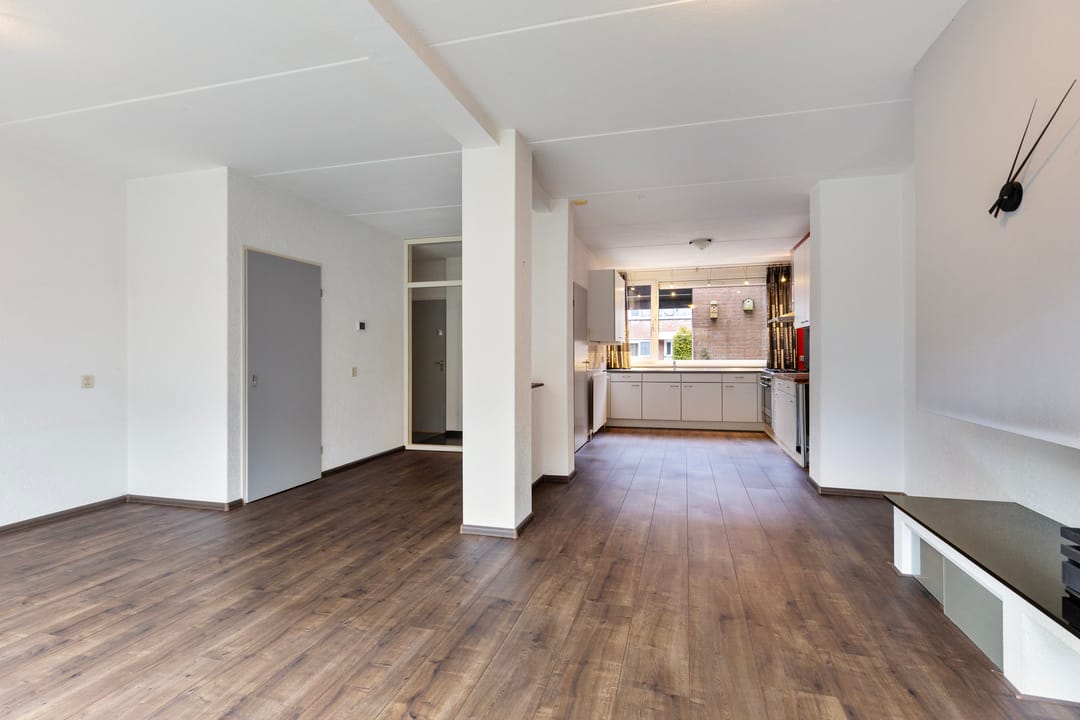 Photo 7 of Apollo 109