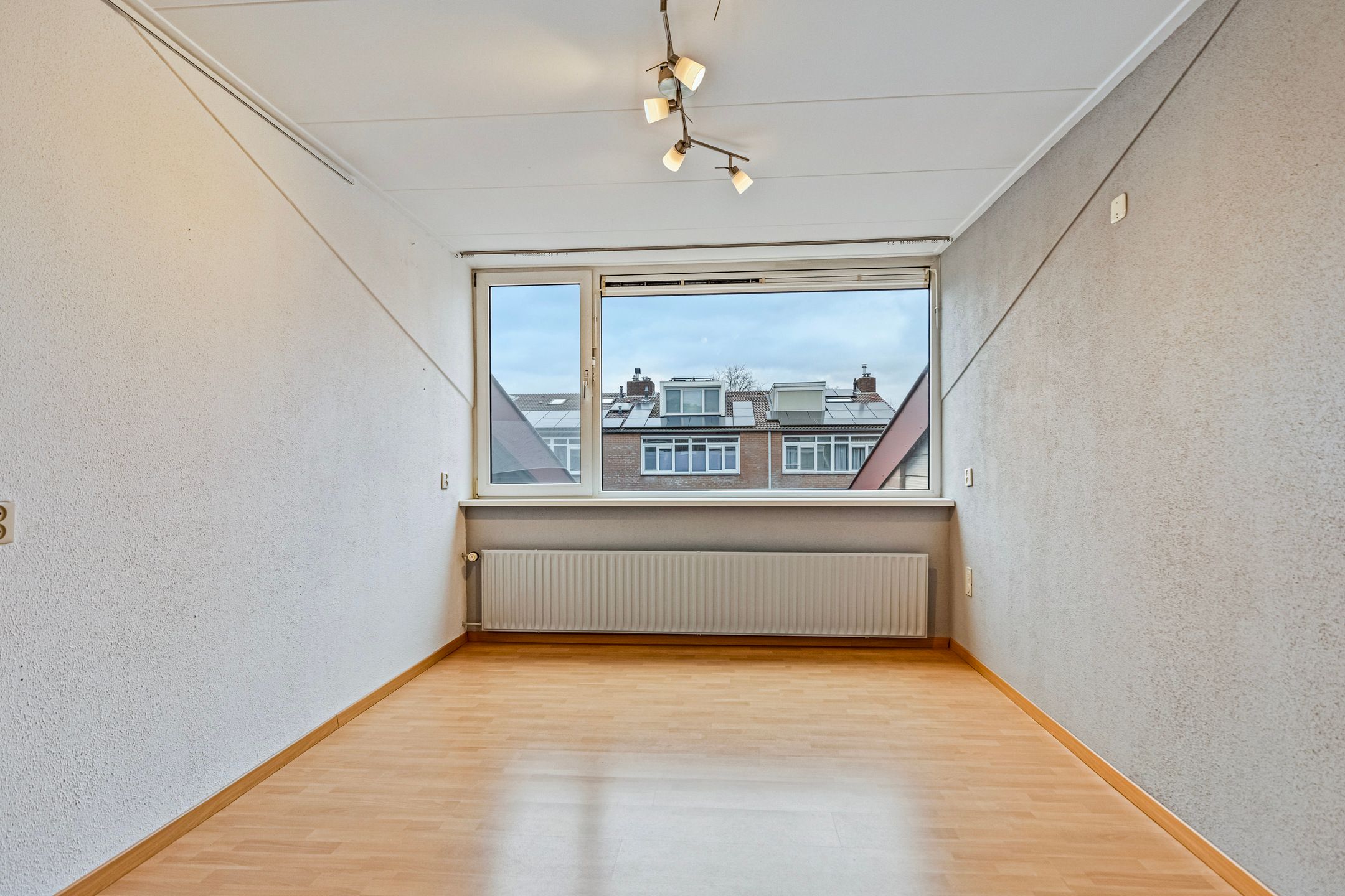 Photo 18 of Apollo 109