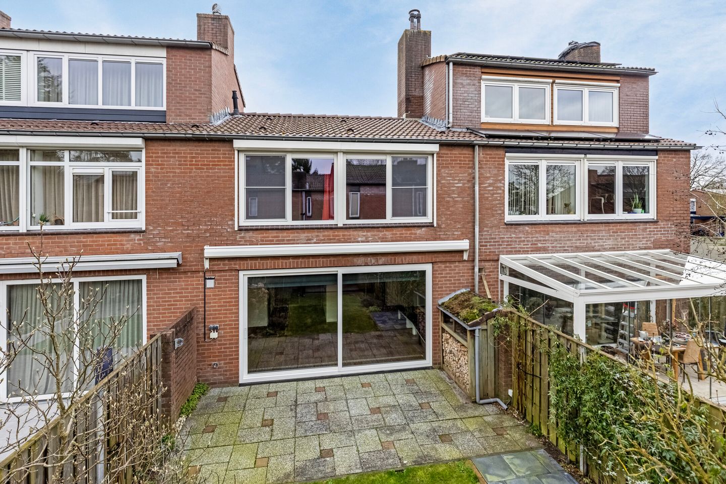 Photo 29 of Apollo 109