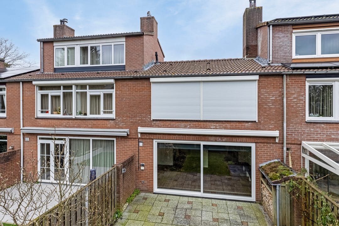 Photo 31 of Apollo 109