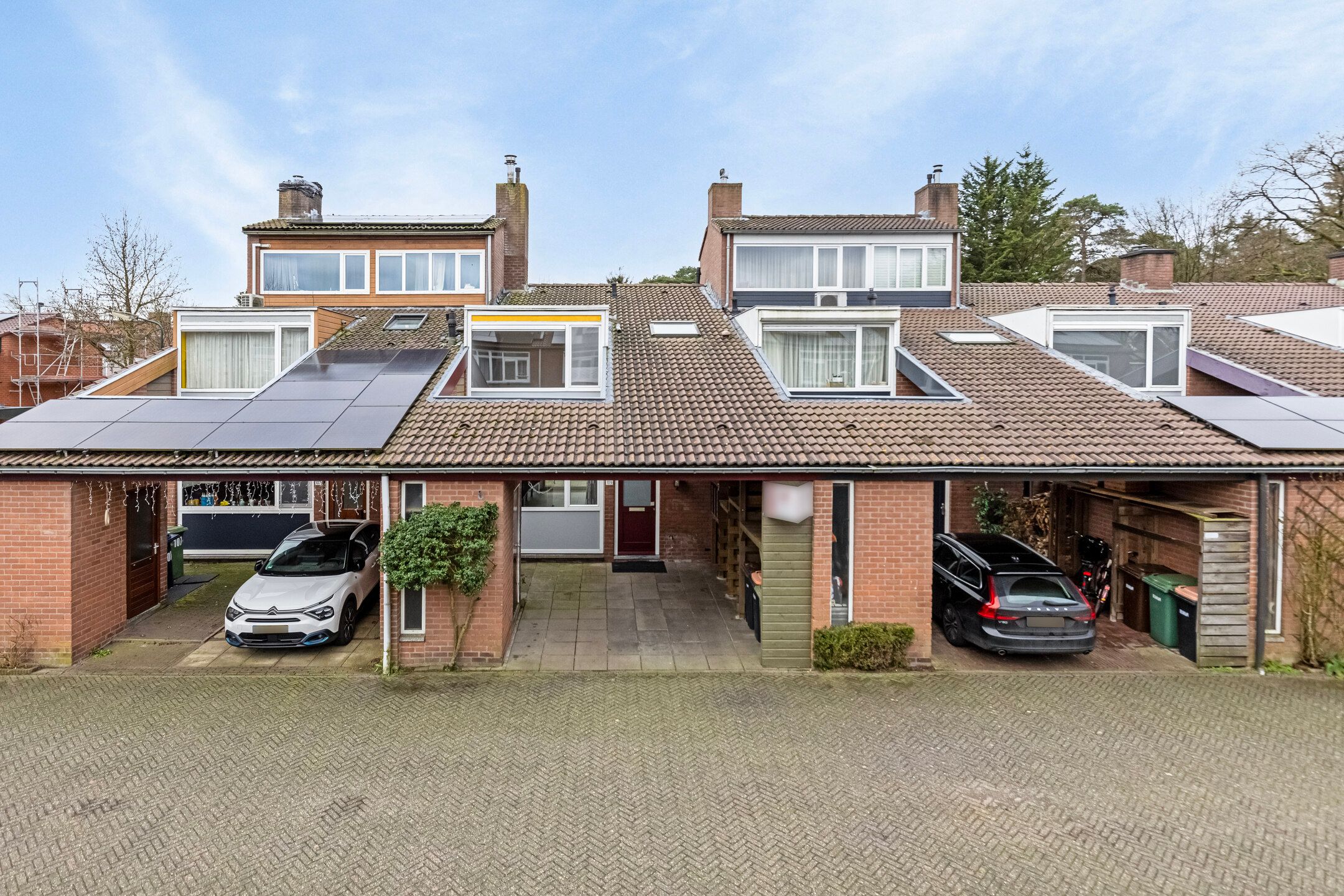 Photo 36 of Apollo 109