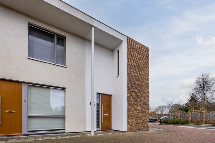 Foto 7 van Magnolia 45