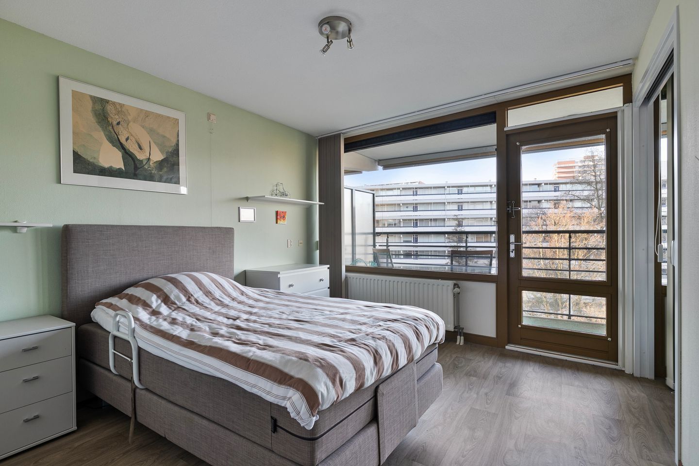 Foto 25 van Thomas Mannplaats 436