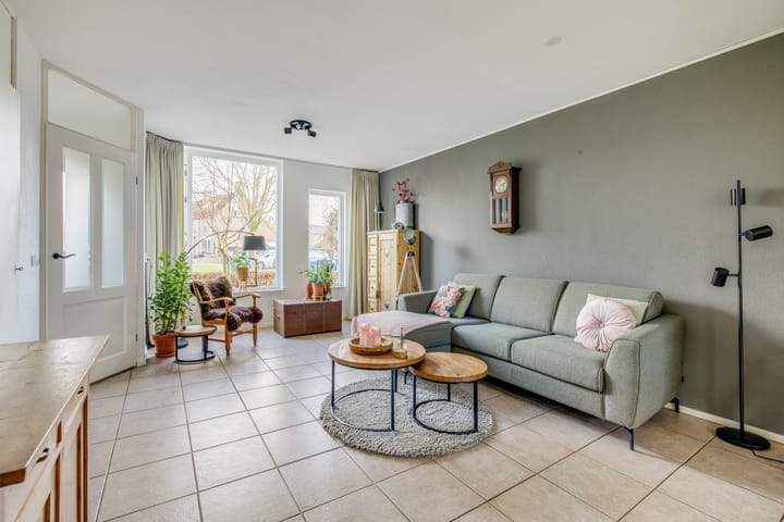 Foto 6 van Leeuwerikweide 4