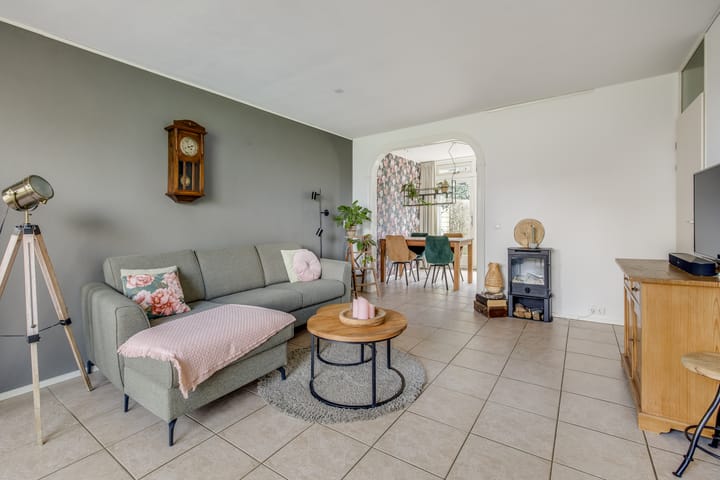 Foto 10 van Leeuwerikweide 4