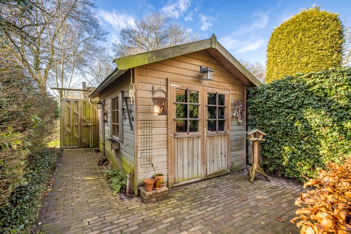 Foto 42 van Leeuwerikweide 4