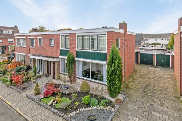 Photo 6 of Paulus Potterstraat 7