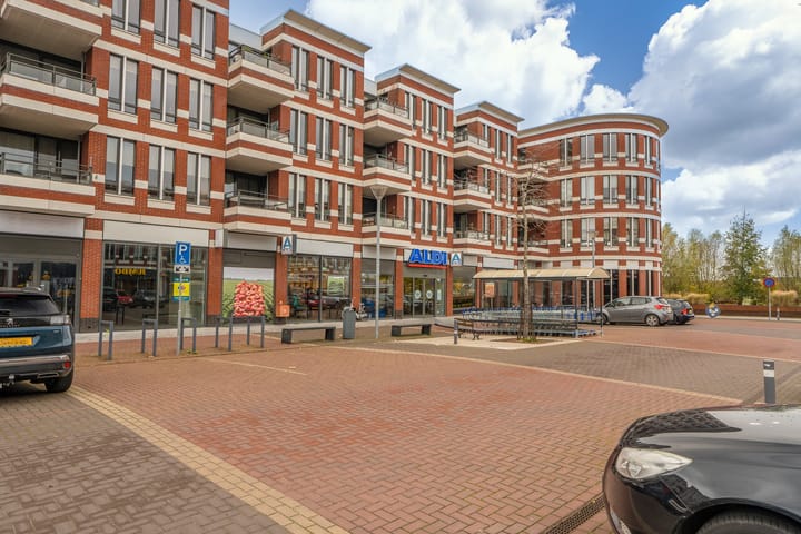 Foto 17 van Ede Staalstraat 10