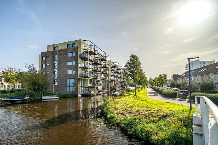 Foto 1 van Clara Visserplaats 52