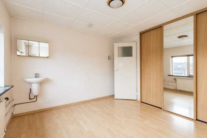 Foto 37 van Tuinstraat 15