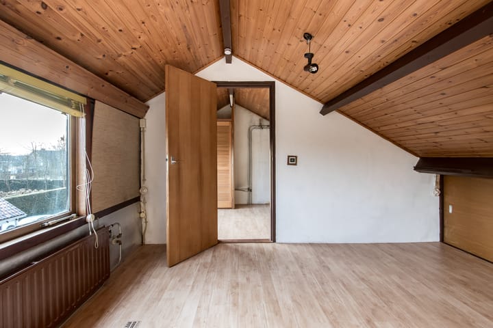 Foto 44 van Tuinstraat 15