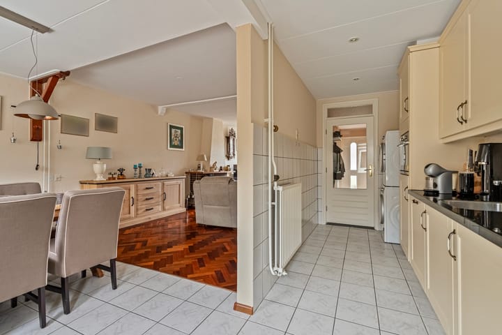 Foto 7 van Beethovenstraat 42