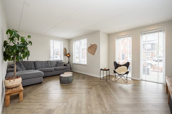 Foto 2 van Trechterbeker 7