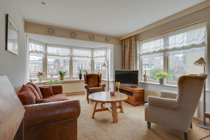 Foto 6 van van Wassenaerstraat 11