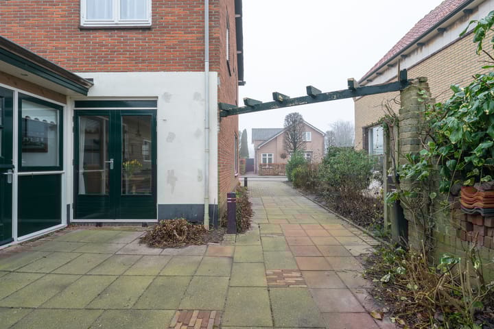 Foto 41 van van Wassenaerstraat 11