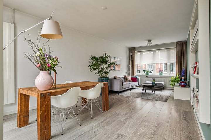 Foto 10 van Distelstraat 34