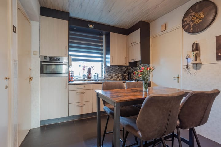 Photo 9 of Heuvelweg 15