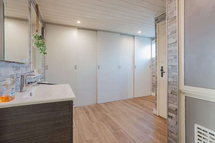 Photo 20 of Heuvelweg 15