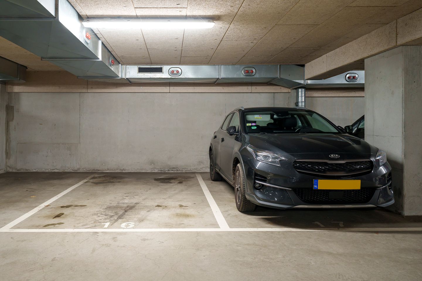 Photo 20 of Joos Banckersplantsoen 11