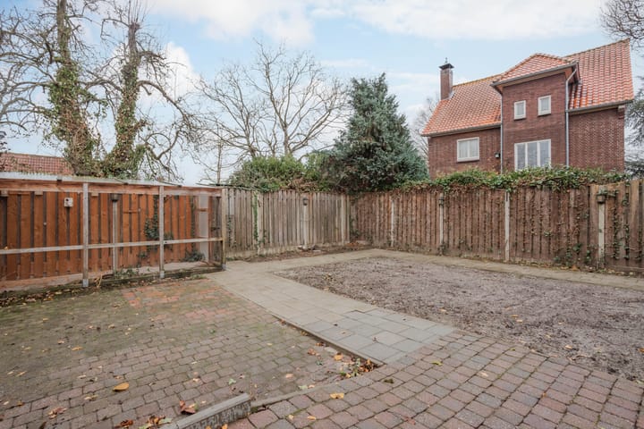 Photo 4 of De Cuyperstraat 4