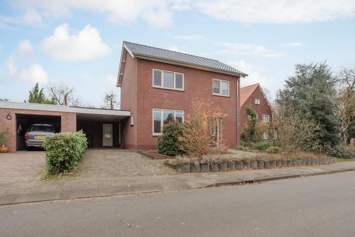 Foto 7 van De Cuyperstraat 4