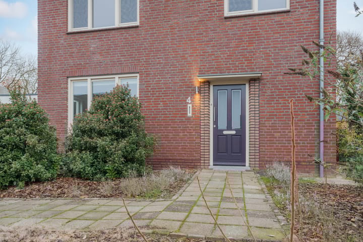 Foto 8 van De Cuyperstraat 4