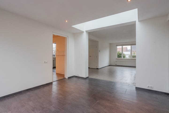 Foto 14 van De Cuyperstraat 4