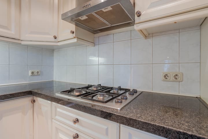 Foto 21 van De Cuyperstraat 4