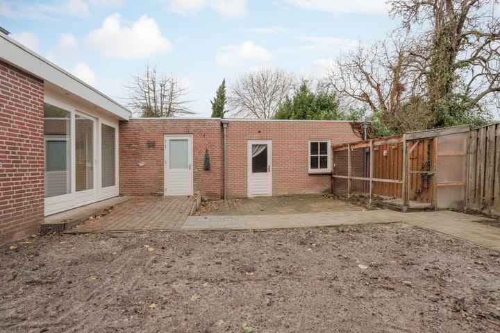 Foto 38 van De Cuyperstraat 4