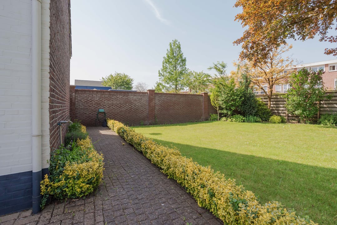 Photo 47 of Herstraat 47