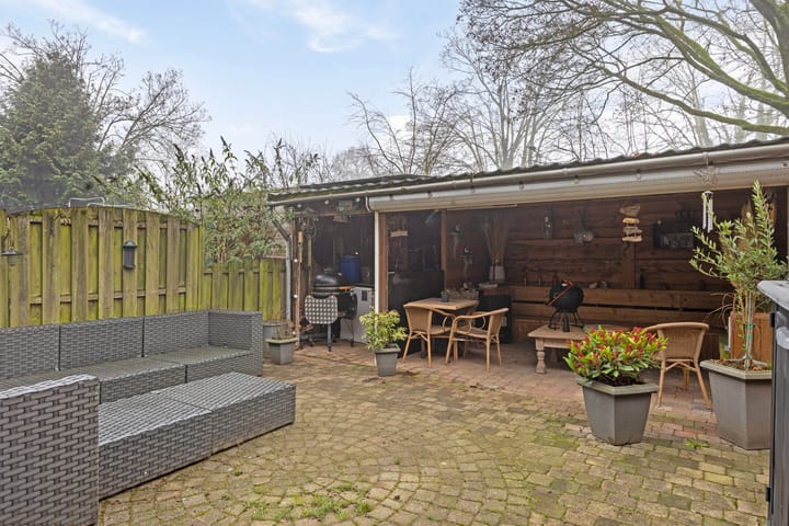 Foto 6 van Barendrechtstraat 8