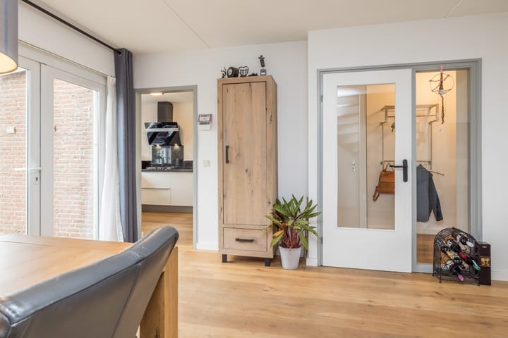 Foto 7 van Mesweg 27