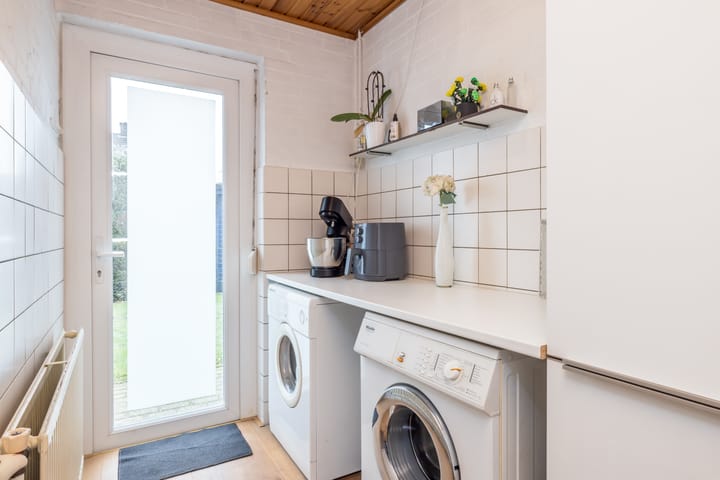 Foto 12 van Mesweg 27