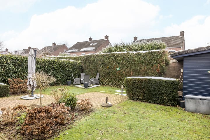 Foto 25 van Mesweg 27