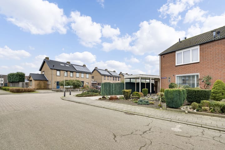 Foto 3 van Klaproosstraat 40