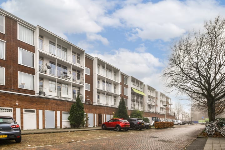 Foto 1 van Dina Appeldoornstraat 7-2