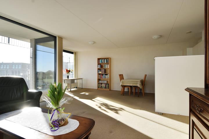 Foto 2 van Röntgenstraat 95