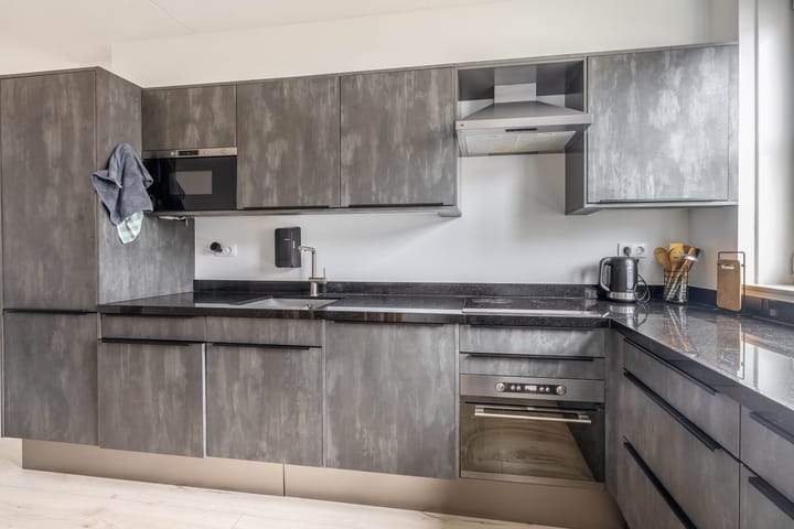 Foto 13 van Trompstraat 11