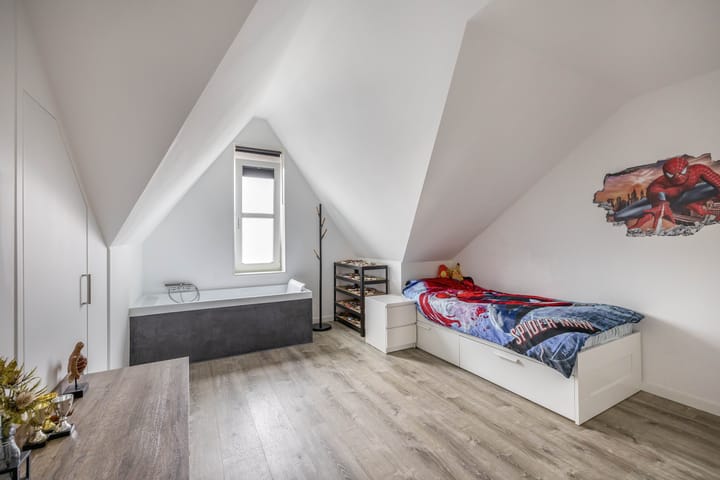 Foto 28 van Trompstraat 11