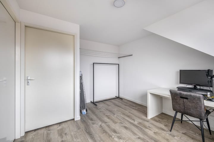 Foto 30 van Trompstraat 11