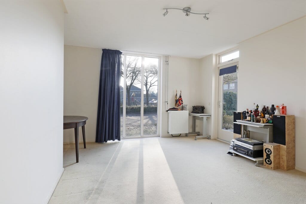 Photo 13 of Julianastraat 64