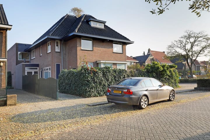 Photo 33 of Julianastraat 64