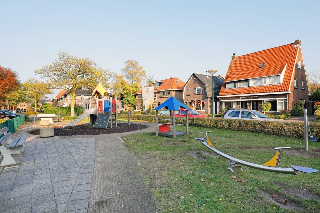 Photo 34 of Julianastraat 64