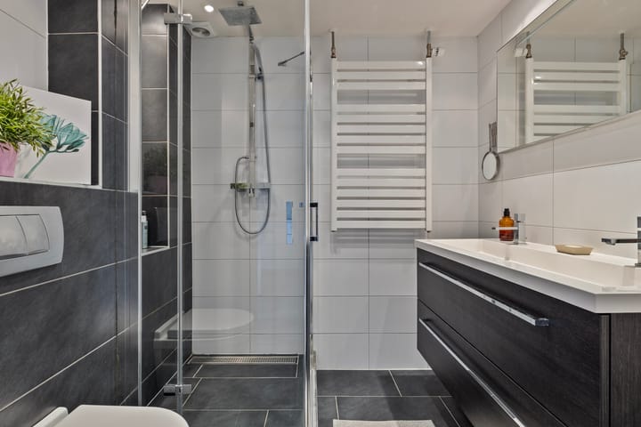 Foto 18 van Smaragd 16