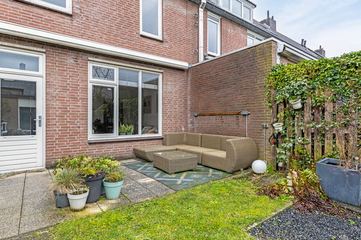 Foto 32 van Smaragd 16