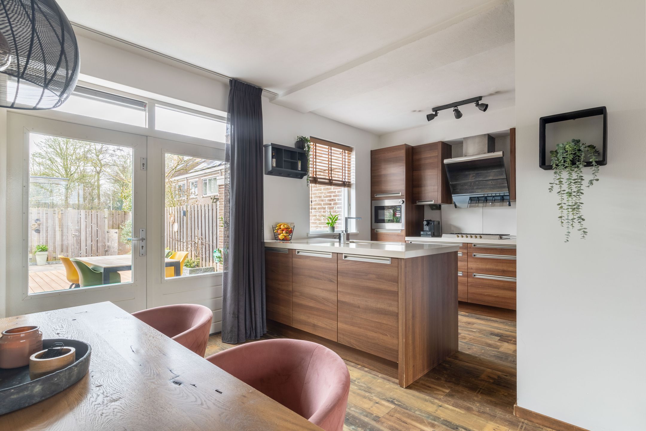 Foto 9 van Jean Monnetstraat 272