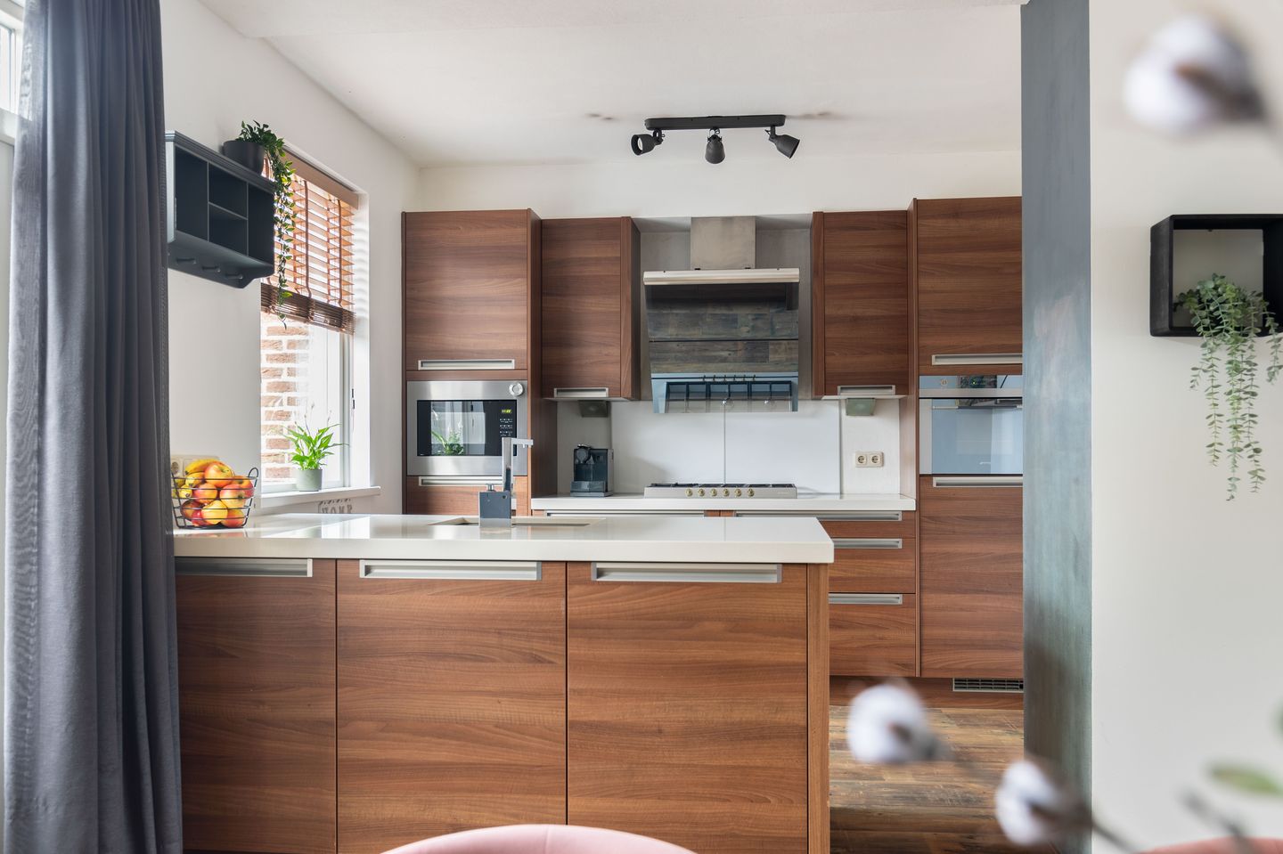 Foto 10 van Jean Monnetstraat 272